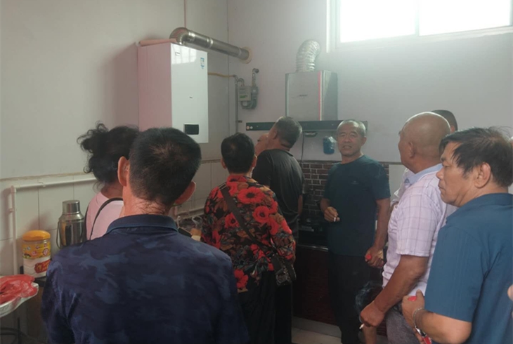 堯都區(qū)考察團參觀
