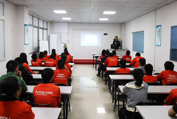 企業(yè)安全駕車，共建平安之路——菲思盾交通安全駕車教育課圓滿結(jié)業(yè)