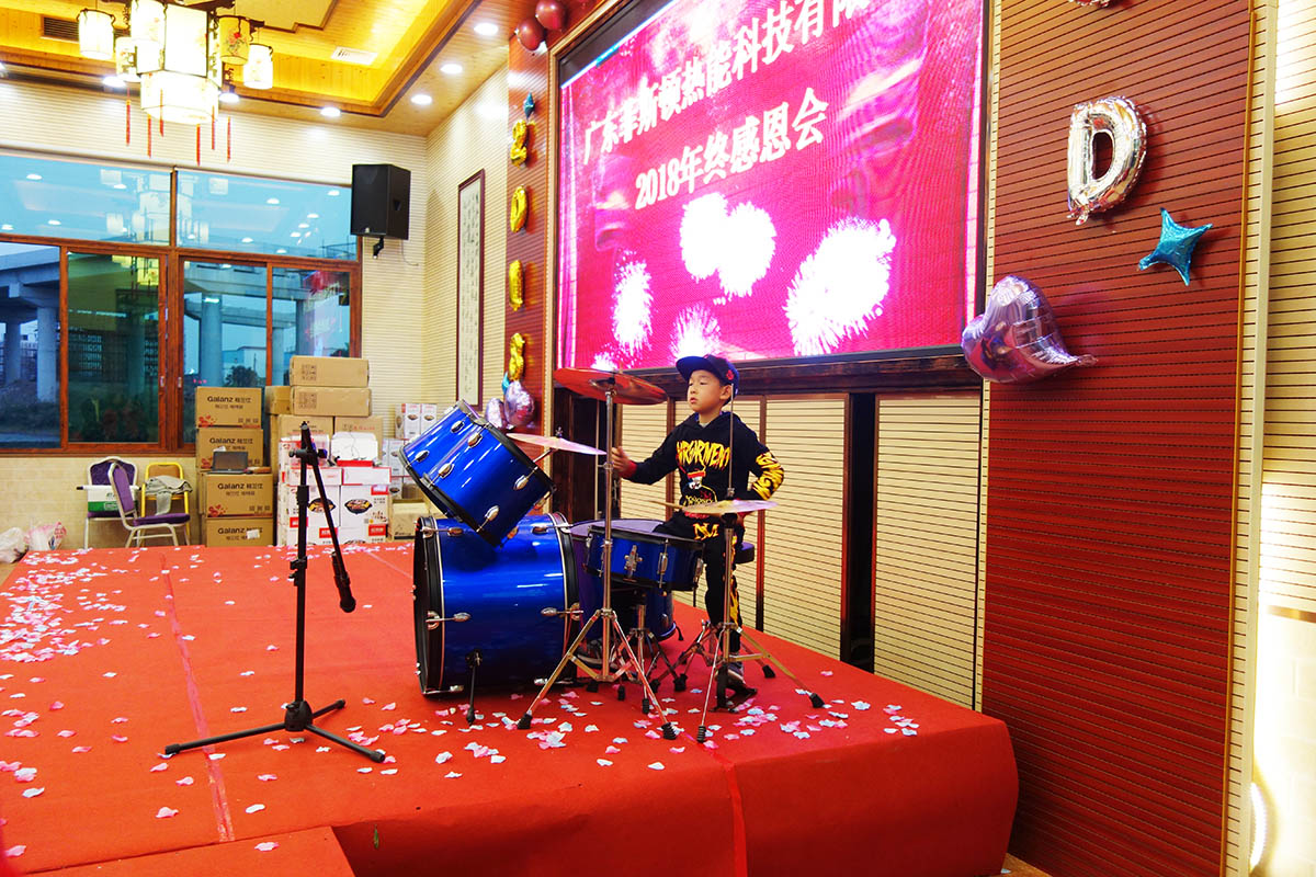 架子鼓表演.JPG